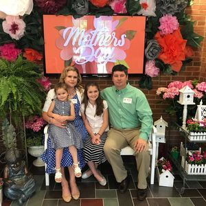 Meet your Posher, Melia